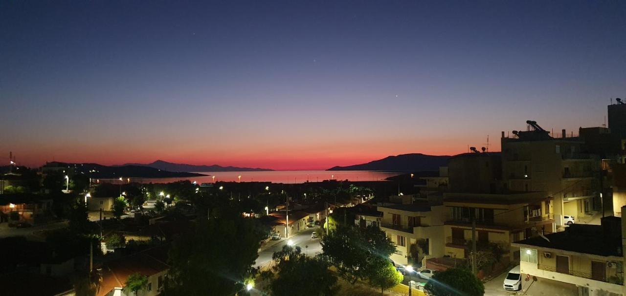 Sea & Mountain Apartment Close To Port And City Lavrion Exterior photo