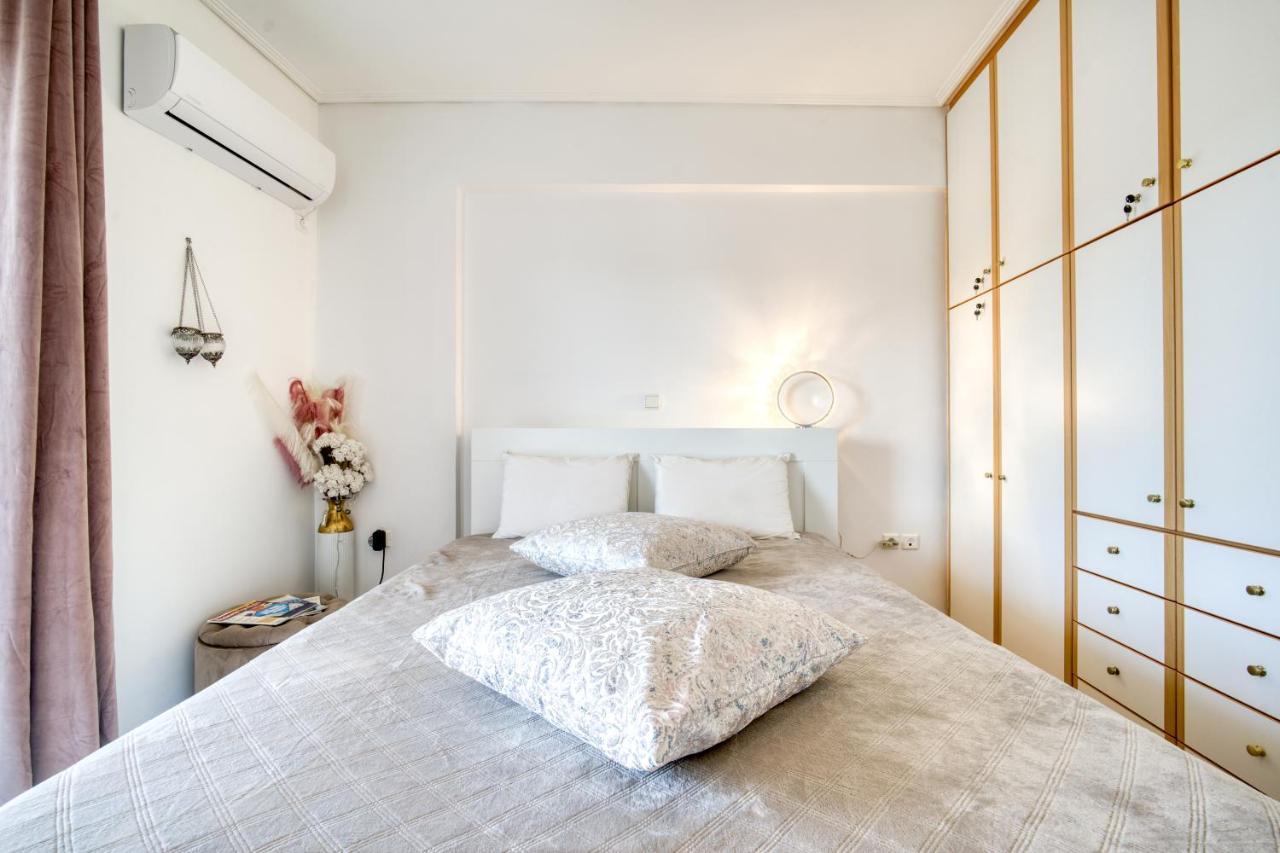 Sea & Mountain Apartment Close To Port And City Lavrion Exterior photo