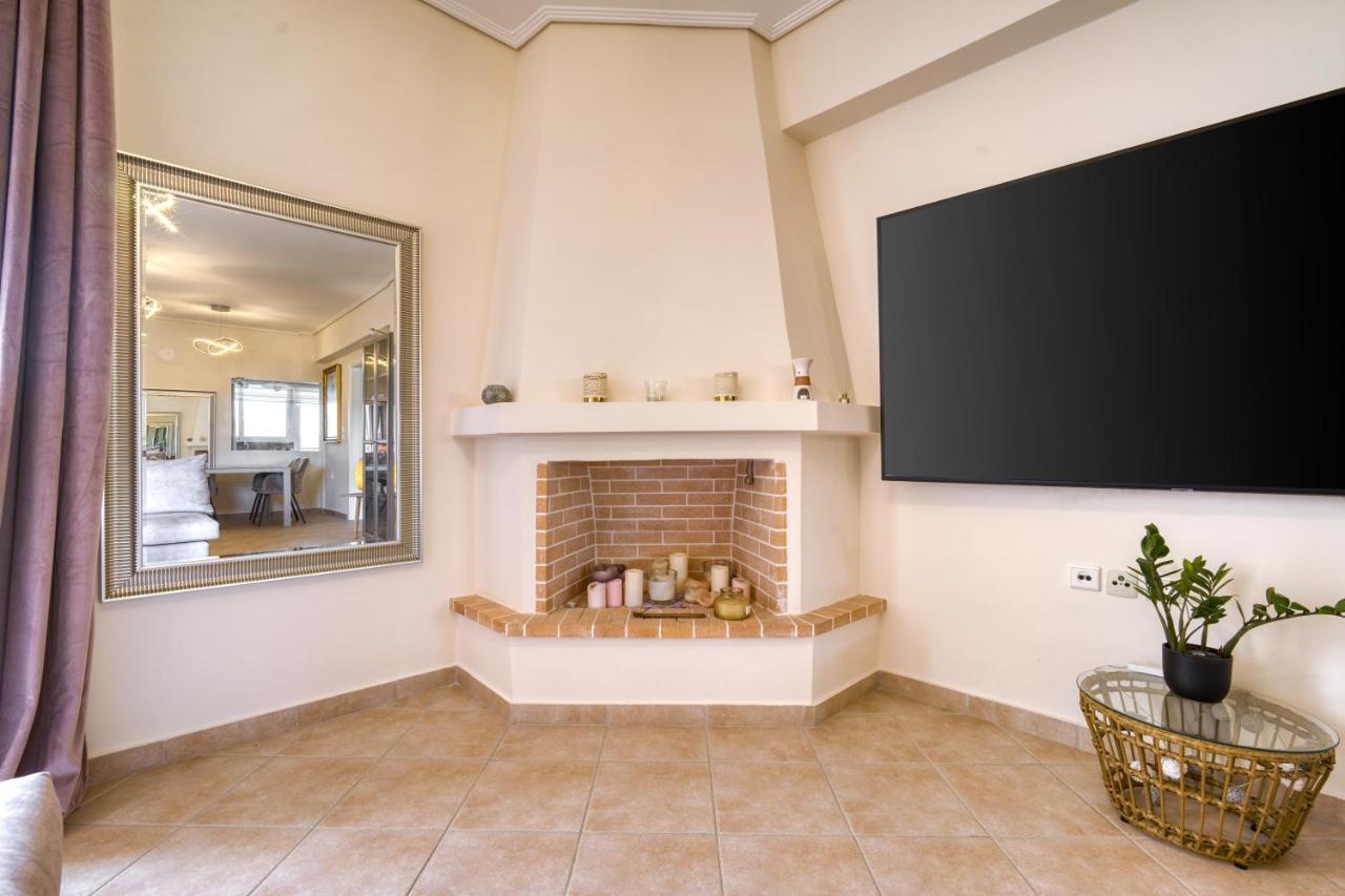 Sea & Mountain Apartment Close To Port And City Lavrion Exterior photo